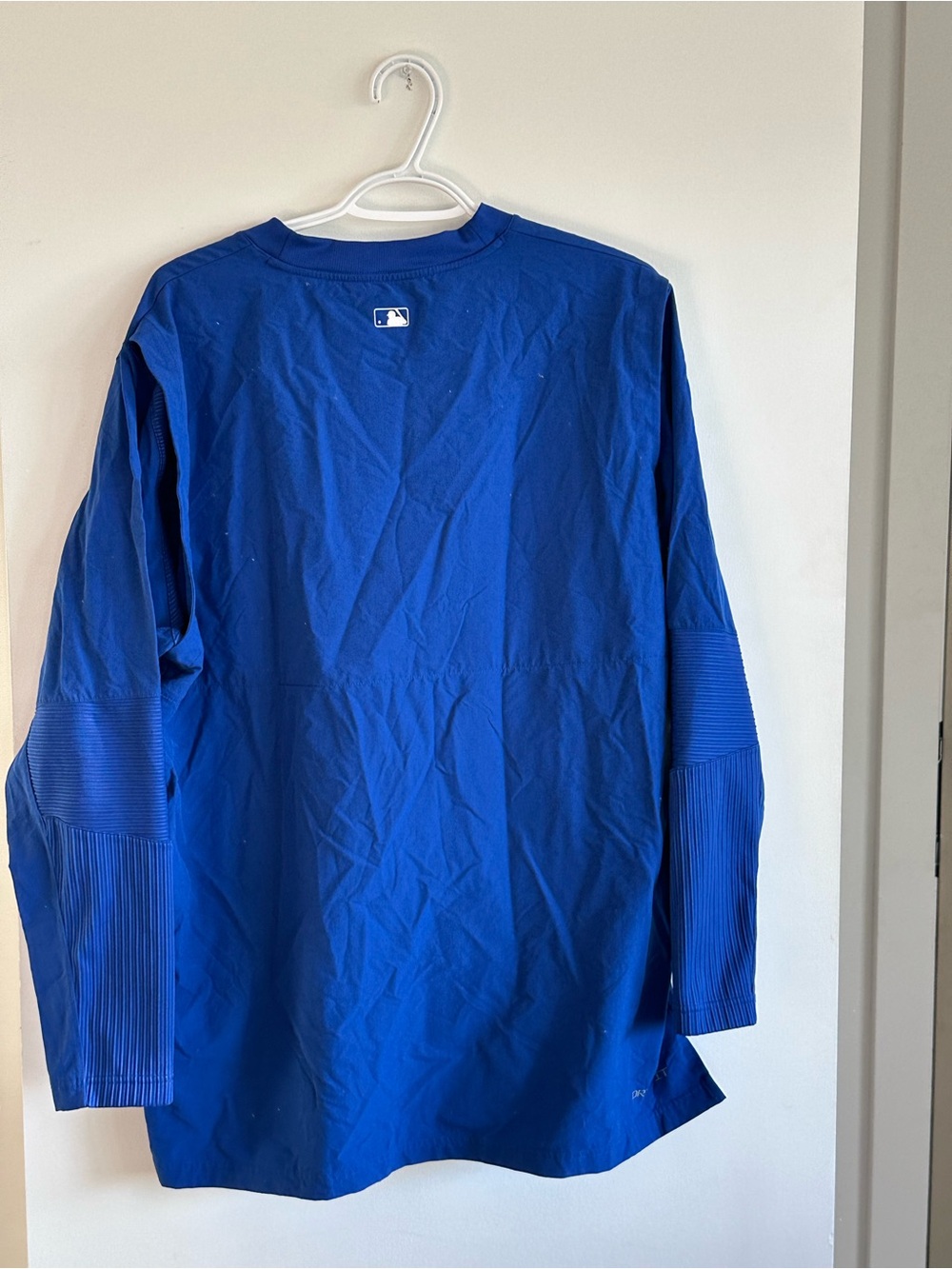 Nike Dri-FIT Royal Blue Long Sleeve Toronto Blue Jays Top with White bird - Picture 2 of 9